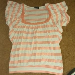 Rue21 peach ruffle shirt